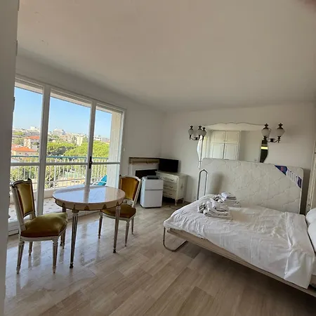 Notre Dame 昂蒂布