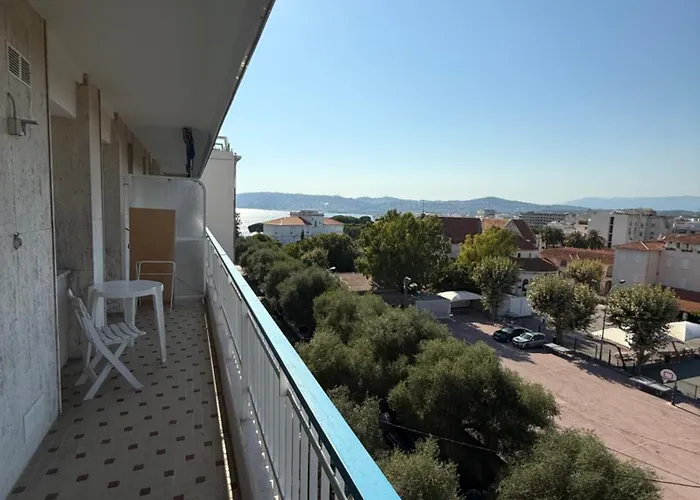 Notre Dame 公寓 昂蒂布