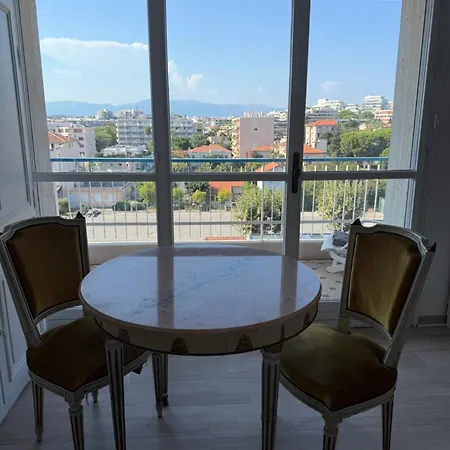 アパート Notre Dame